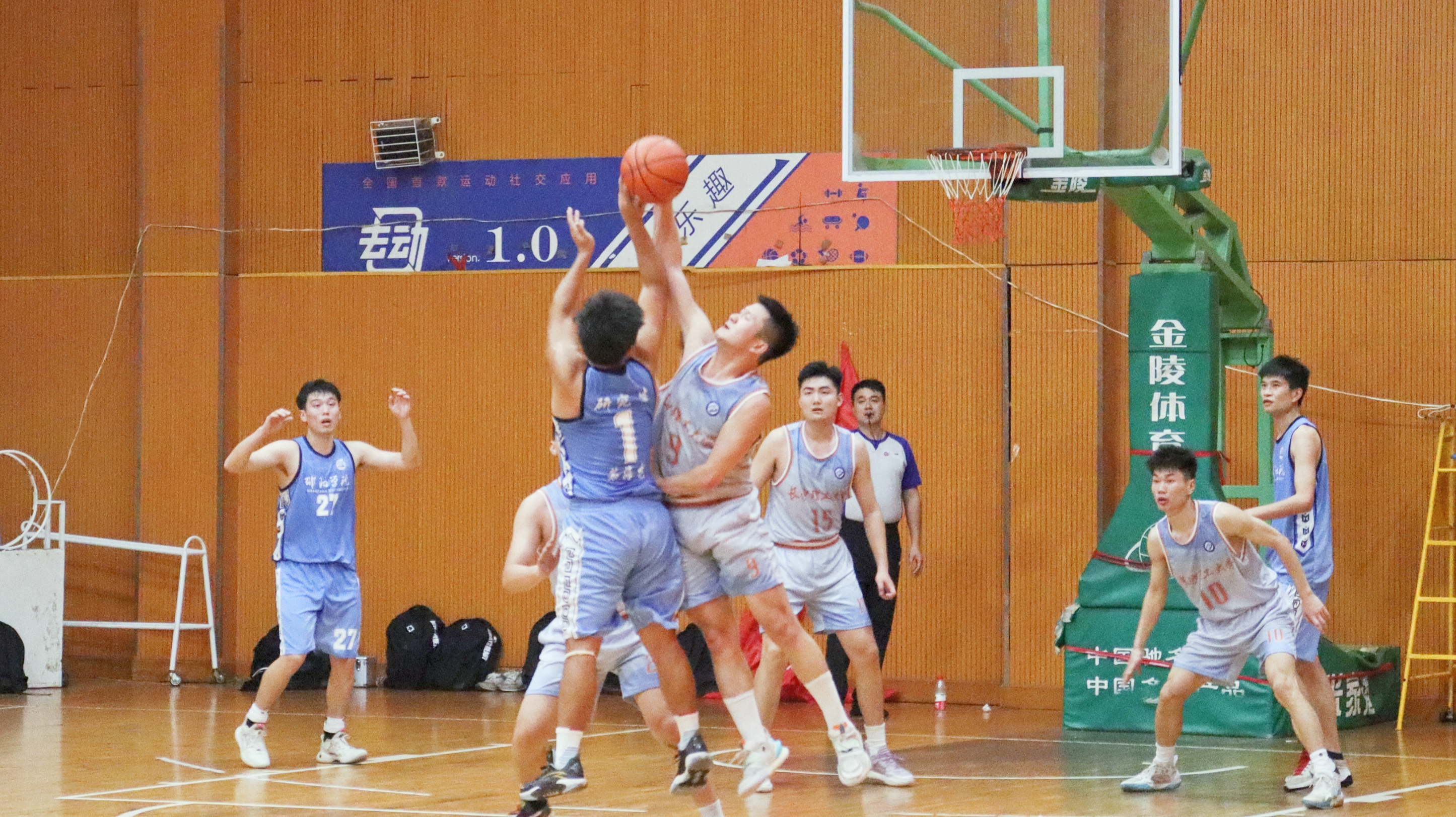 湖南人文科技篮球队_湖南篮球名校_湖南人文科技学院篮球冠军