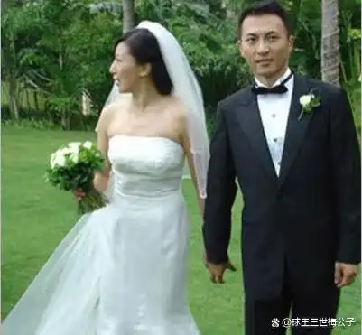 游泳运动员郭晶晶_游泳冠军郭晶晶丈夫_游泳冠军叫什么晶晶