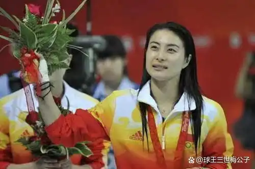 游泳冠军郭晶晶丈夫_游泳冠军叫什么晶晶_游泳运动员郭晶晶