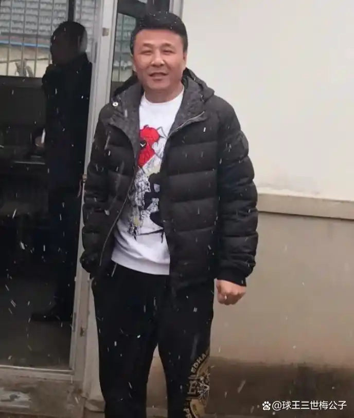 游泳运动员郭晶晶_游泳冠军郭晶晶丈夫_游泳冠军叫什么晶晶