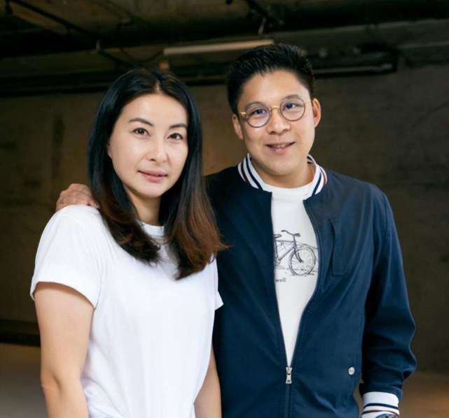 游泳冠军郭晶晶丈夫_游泳冠军叫什么晶晶_国际游泳名人堂郭晶晶