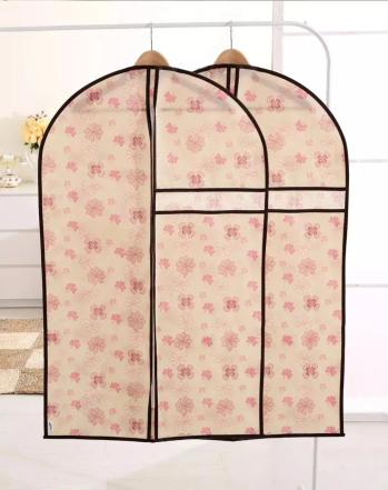 收纳衣服的方法简约出行_收纳技巧衣服生活用品视频_生活衣服收纳技巧